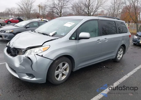2015 Toyota Sienna Le 8 Passenger from USA, damaged, VIN 5TDKK3DC1FS589316